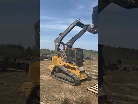 4-IN-1 MULTI-PURPOSE BUCKETS 1 YARD BUCKET FOR RUBBER TIRE AND TRACK HOST MACHINES UP TO 160 HORSEPOWER