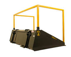 XTREME DUTY NURSERY BUCKET with Removable Top Guard